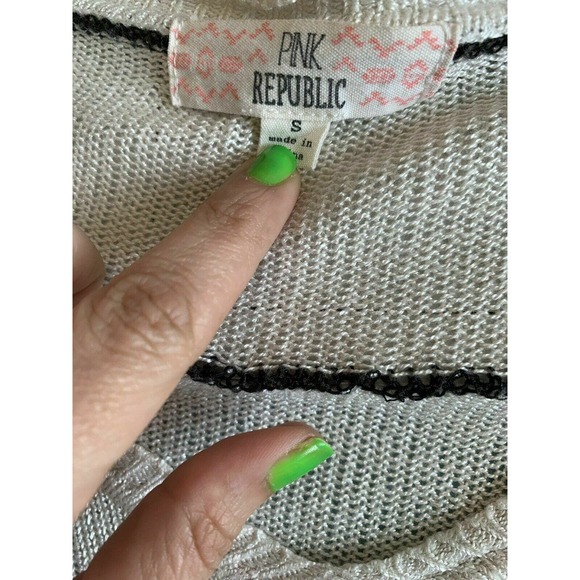 Pink Republic Asymmetrical Hem Striped V Neck Tunic Sweater Small - Picture 3 of 11